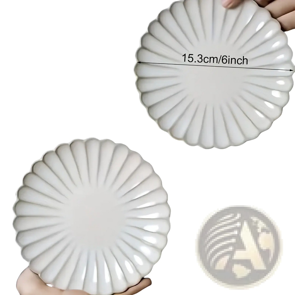 Nordic White Ceramic Scalloped Dinner Plate