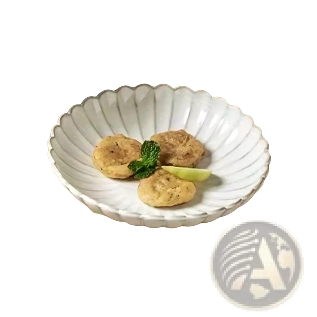 Nordic White Ceramic Scalloped Dinner Plate