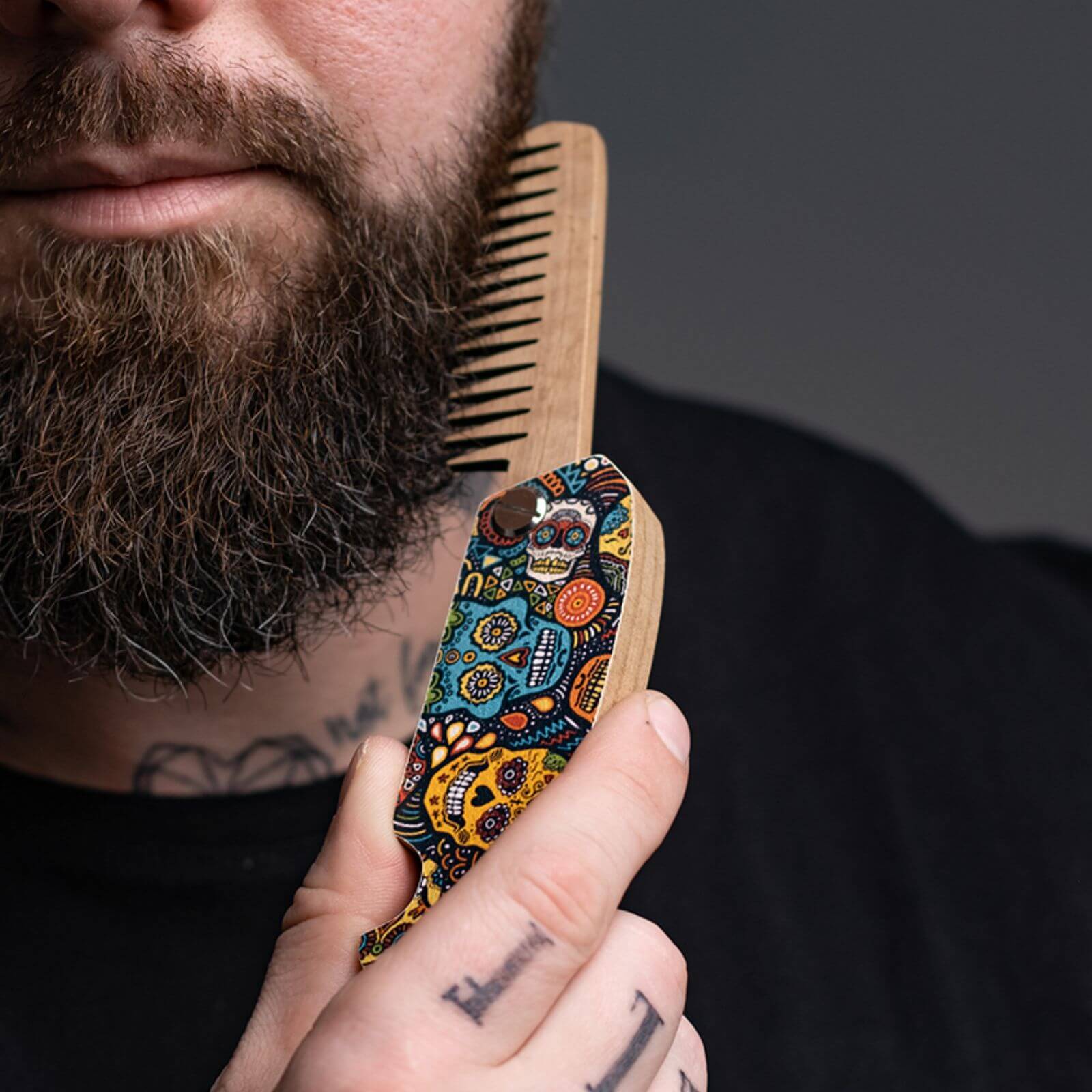 Wooden Beard Comb - Skull Dark