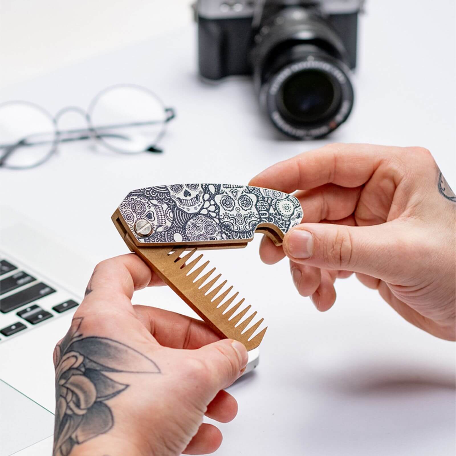 Wooden Beard Comb - Skull Dark