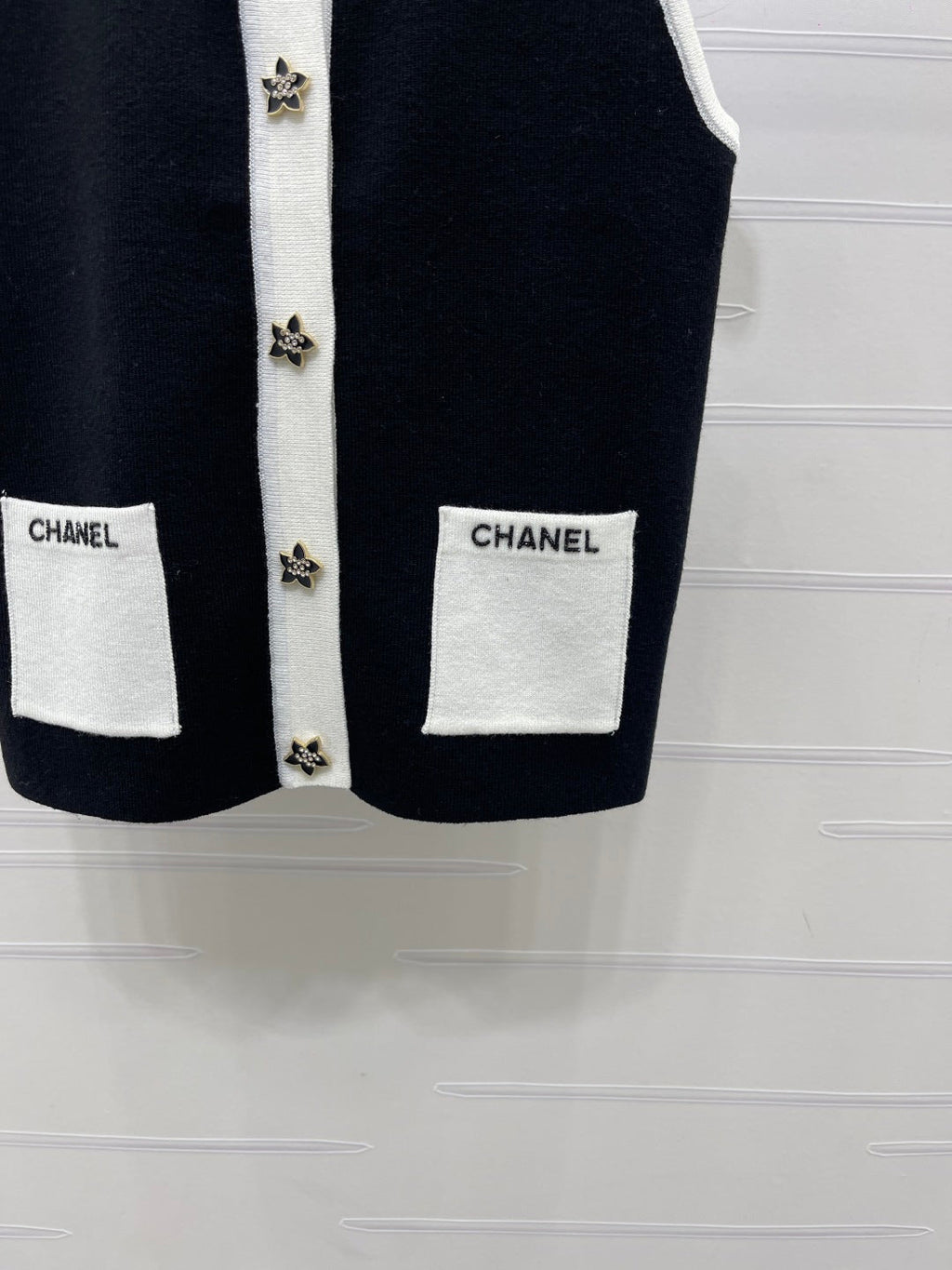 Chanel Sleeveless Knitted Vest