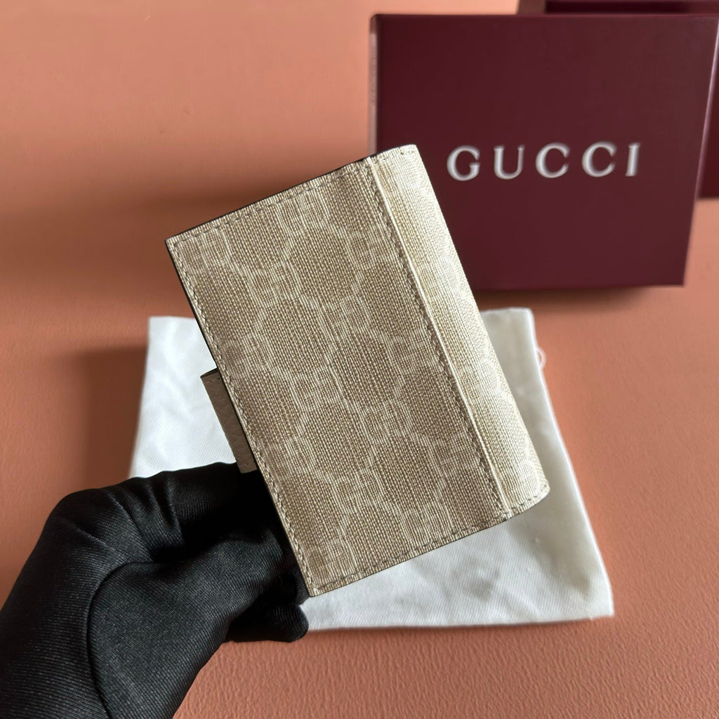 Gucci 2 Tone Card Holder
